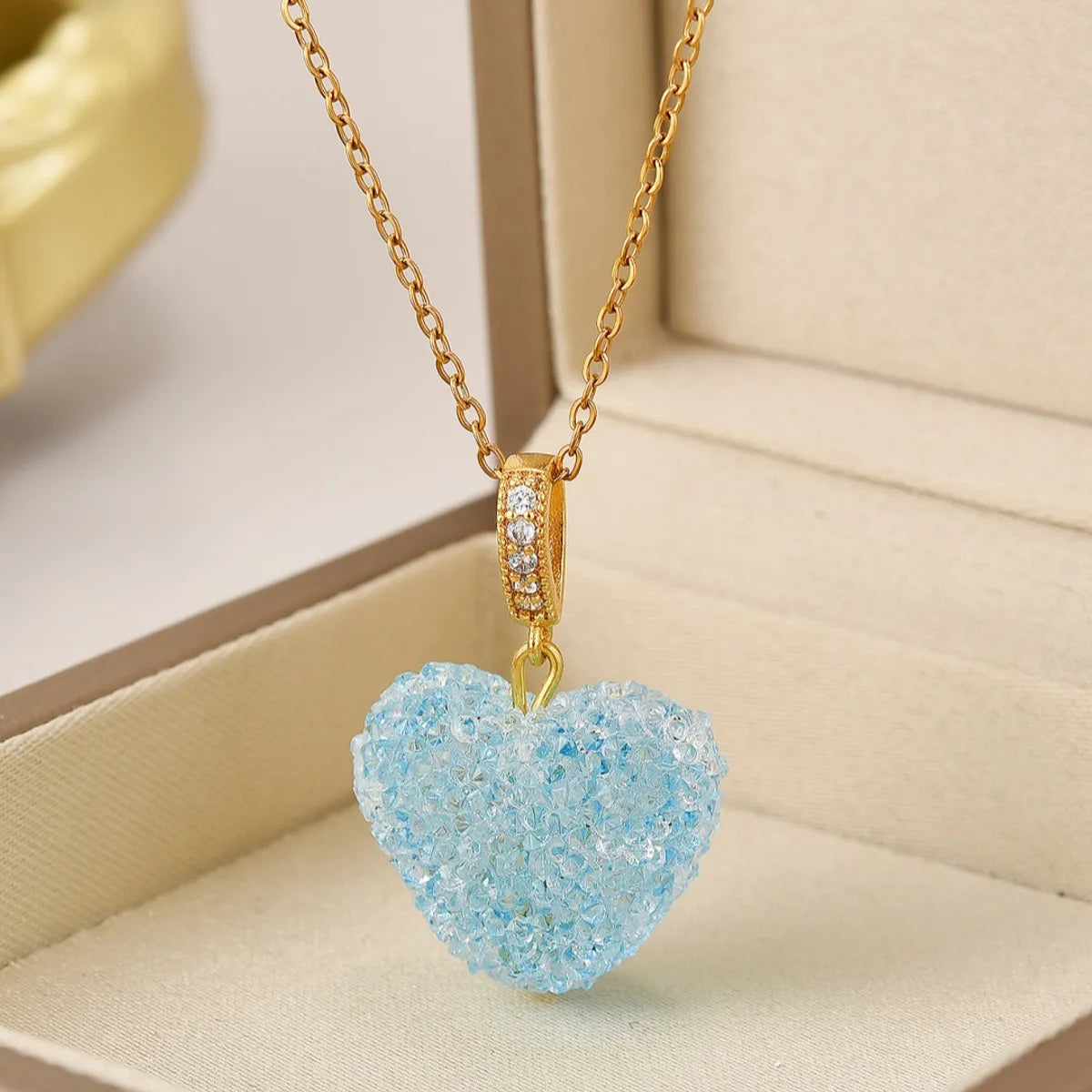 Wholesale Jewelry Simple Style Heart Shape Titanium Steel Zircon Inlay Pendant Necklace