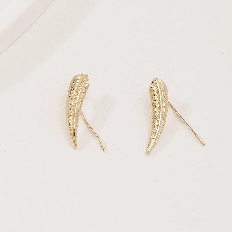 Wholesale Jewelry Simple Style Leaf Alloy Gold Plated Plating Ear Studs