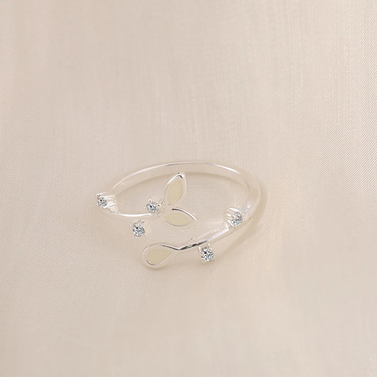 Wholesale Jewelry Simple Style Leaves Texture Resin Copper Zircon Inlay Rings