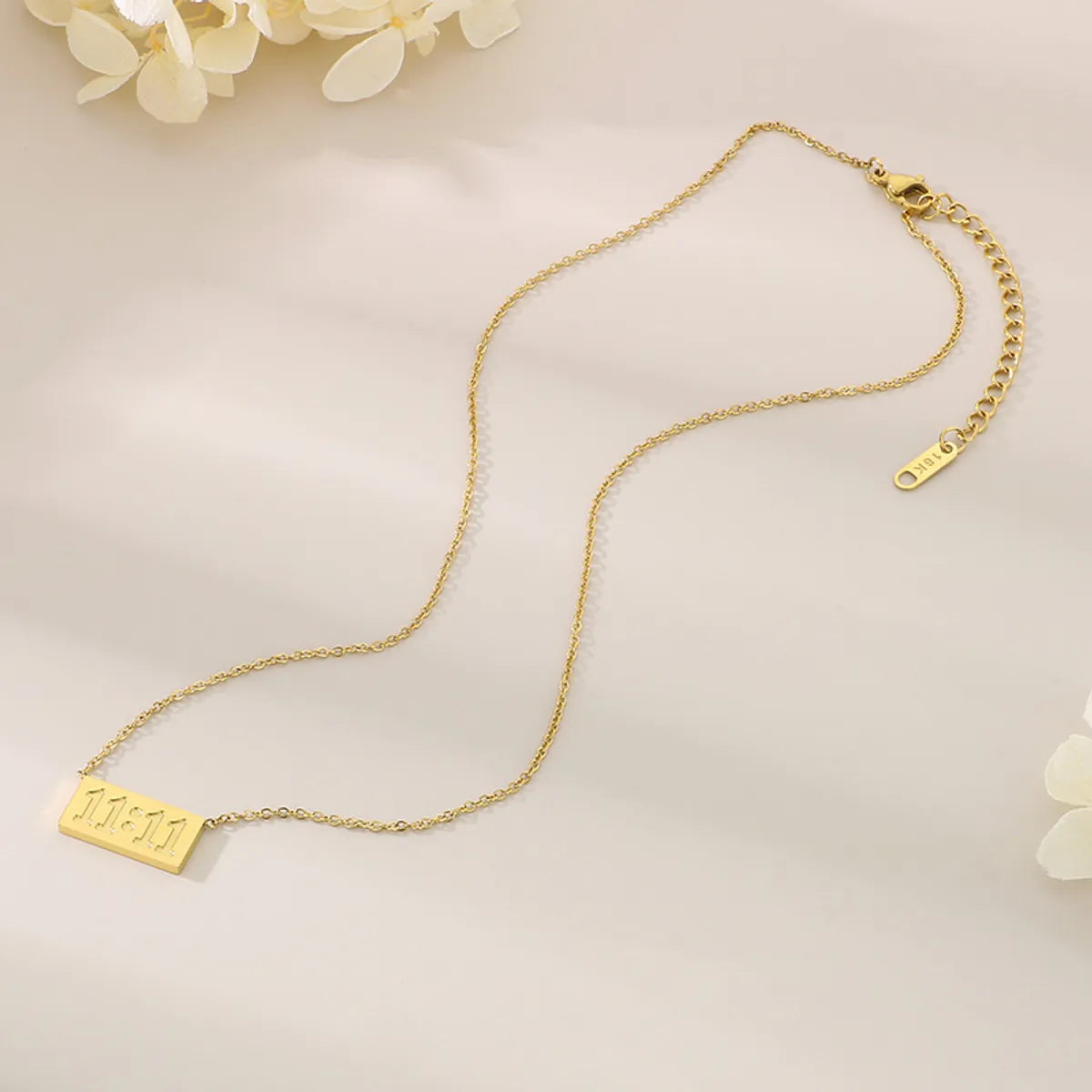 Wholesale Jewelry Simple Style Number 304 Stainless Steel 18K Gold Plated Plating Pendant Necklace