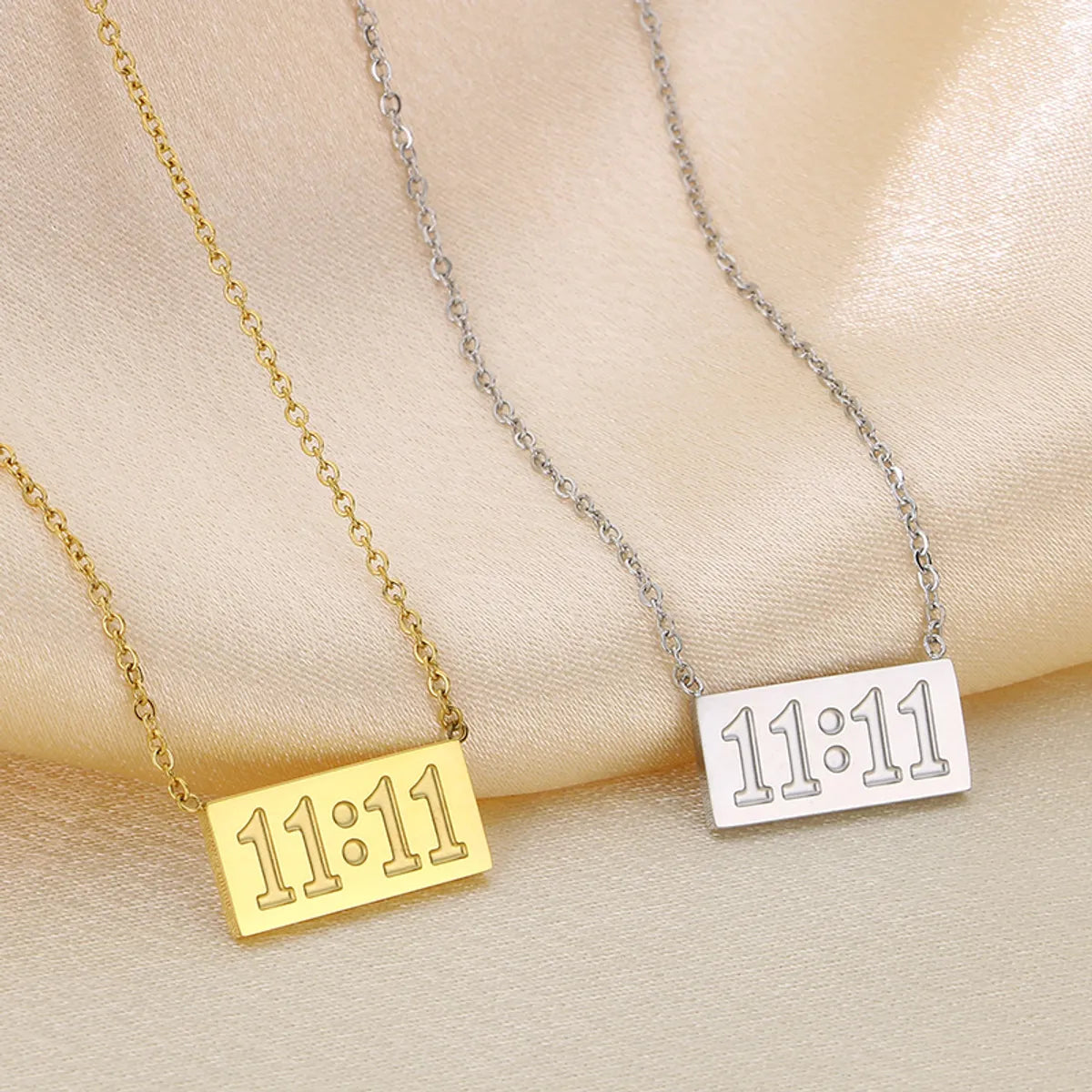 Wholesale Jewelry Simple Style Number 304 Stainless Steel 18K Gold Plated Plating Pendant Necklace