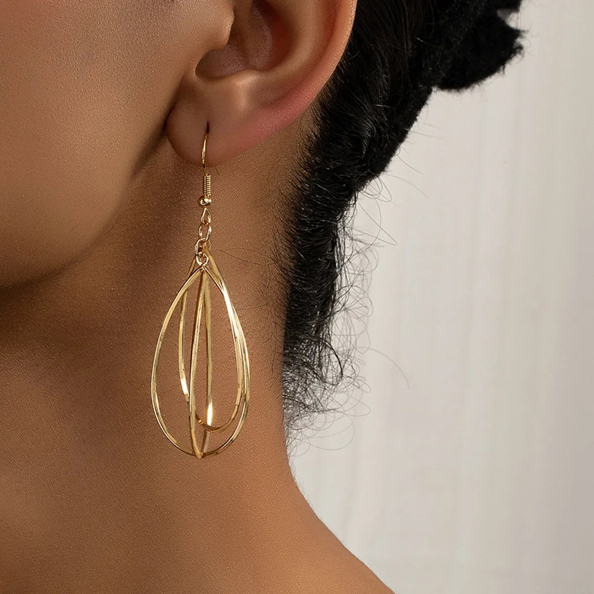 Wholesale Jewelry Simple Style Solid Color Metal Gold Plated Plating Drop Earrings