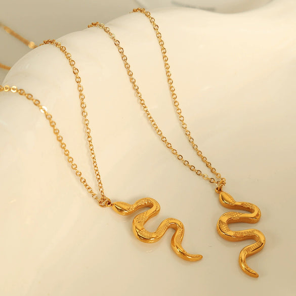 Wholesale Jewelry Snake Pendant Necklace 316L Stainless Steel Gold Plated Electroplated Fashion Animal Style