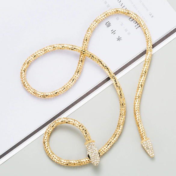 Wholesale Jewelry Snakeshaped Hollow Alloy Chain Necklace Inlaid With Rhinestone