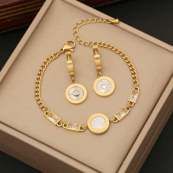 Wholesale Jewelry Square Zircon Stainless Steel Snake Bone Chain Clavicle Necklace With Geometric Pattern And Electroplating Treatment