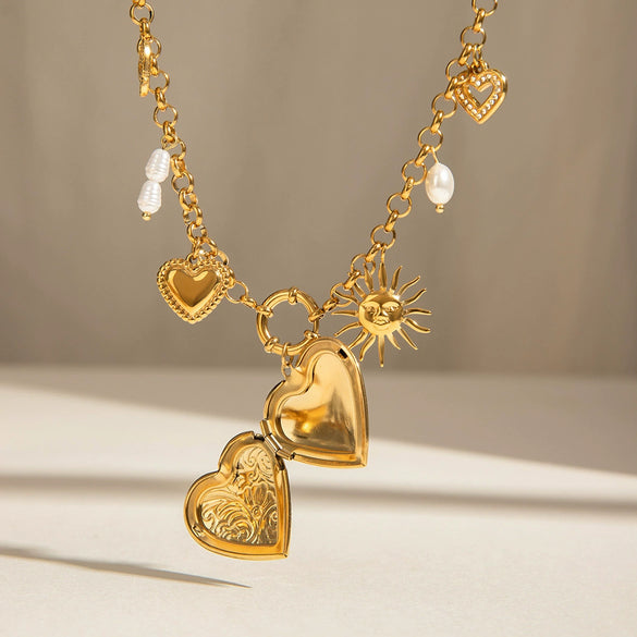 Wholesale Jewelry Stainless Steel And Titanium Steel Heart Shape Electroplated Photo Box Necklace For Women