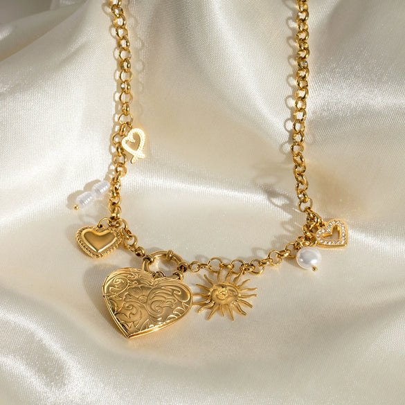 Wholesale Jewelry Stainless Steel And Titanium Steel Heart Shape Electroplated Photo Box Necklace For Women