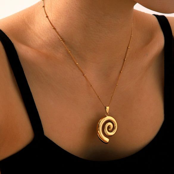 Wholesale Jewelry Stainless Steel Conch Pendant Necklace Women's Geometric Style Electroplated