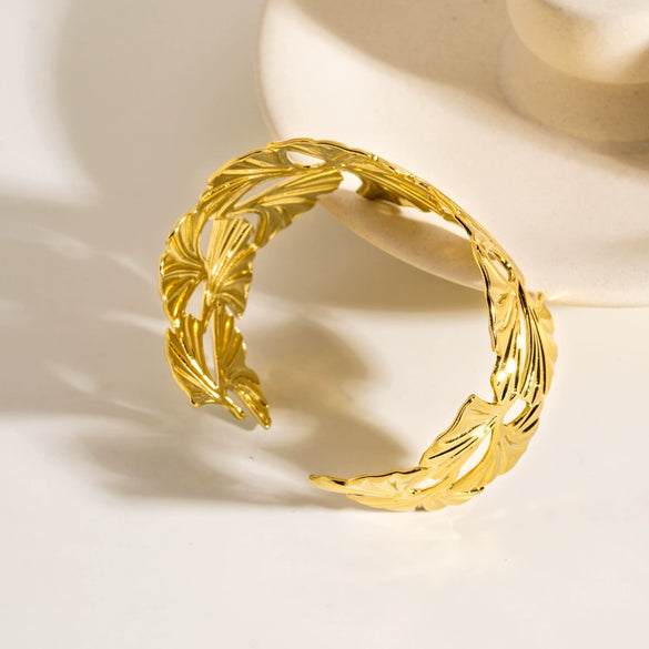Wholesale Jewelry Stainless Steel Exaggerated Hollow Ginkgo Leaf Bracelet Electroplating