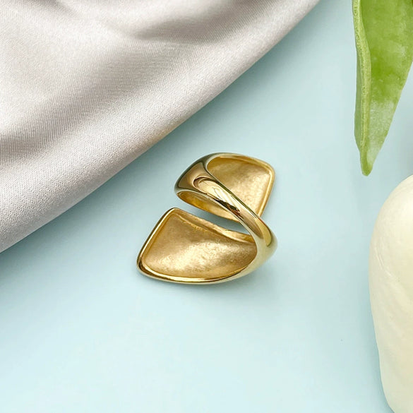 Wholesale Jewelry Stainless Steel Geometric Specialshaped Ring 14K Goldplated