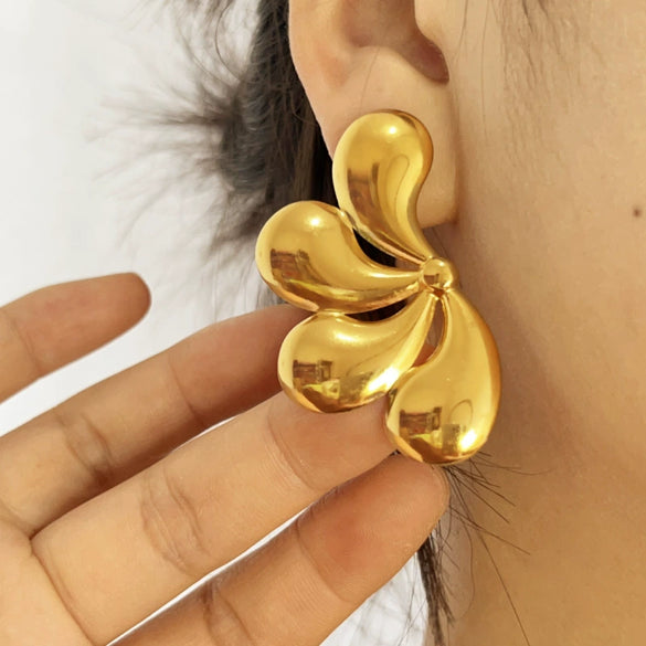 Wholesale Jewelry Stainless Steel Heart Shape Geometric Electroplating Earrings For Women