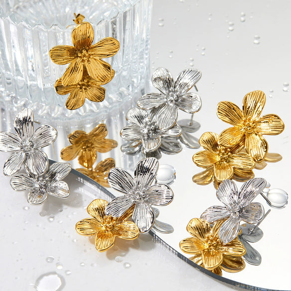 Wholesale Jewelry Stainless Steel Pleated Flower Electroplating Women