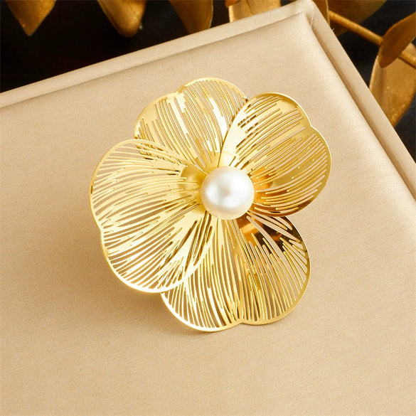 Wholesale Jewelry Stainless Steel Snake Bone Chain Plants And Flowers Pattern Electroplating Highend Women's Necklace Earring Ring Set