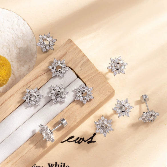 Wholesale Jewelry Stainless Steel Snowflake Ear Nail Accessories With Drilling Position Pin Screw And Polishing Process