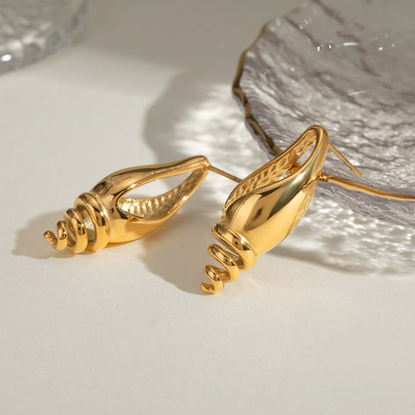 Wholesale Jewelry Stainless Steel Three Dimensional Long Hollow Conch Earrings With Animal And Zodiac Pattern And Electroplating Treatment For Women