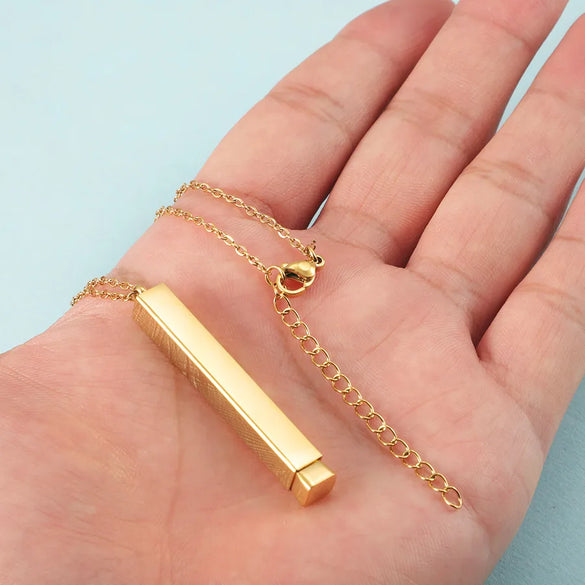 Wholesale Jewelry Streetwear U Shape Customization Laser Engraving 304 Stainless Steel 18K Gold Plated Pendant Necklace Cable Chain