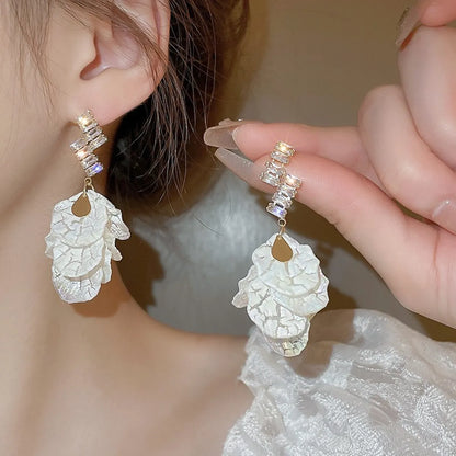 Wholesale Jewelry Sweet Flower Imitation Pearl Drop Earrings Earrings