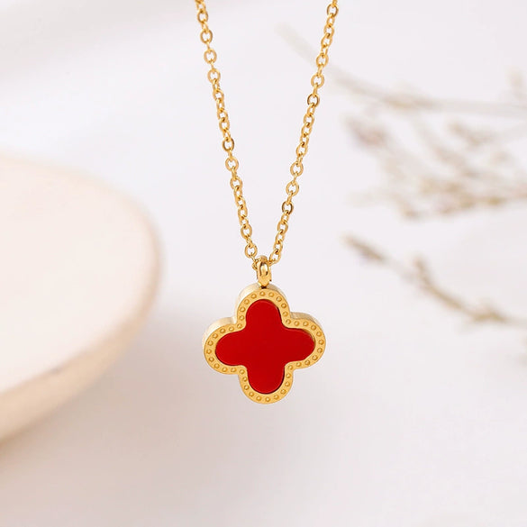 Wholesale Jewelry Titanium Steel Doublesided Flower Clover Fritillary Gold Inlaid Pendant Necklace For Women