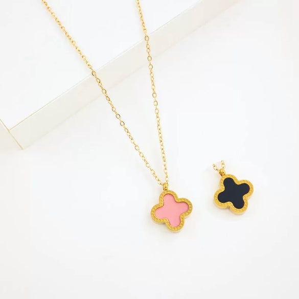 Wholesale Jewelry Titanium Steel Doublesided Flower Clover Fritillary Gold Inlaid Pendant Necklace For Women