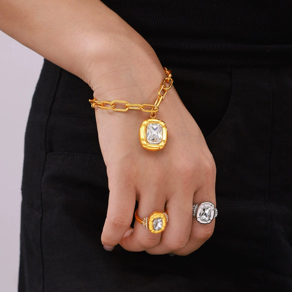 Wholesale Jewelry 316L Stainless Steel Oval Chain Style Retro Light Luxury Cold Niche Design Electroplated Earrings Bracelet Set