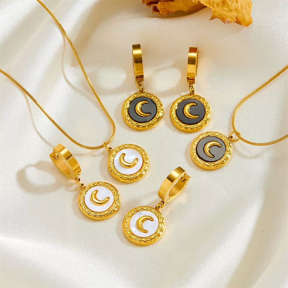 Wholesale Jewelry Titanium Steel Round Shell Moon Snake Bone Style With Stars Sun And Moon Clouds Universe Pattern Electroplated For Women