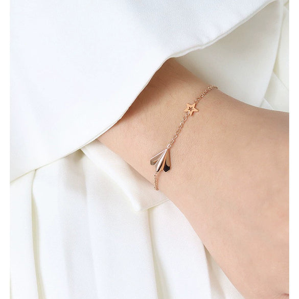 Wholesale Jewelry 316L Stainless Steel Simple Style Aircraft Star Clavicle Necklace And Bracelet For Women With Electroplating