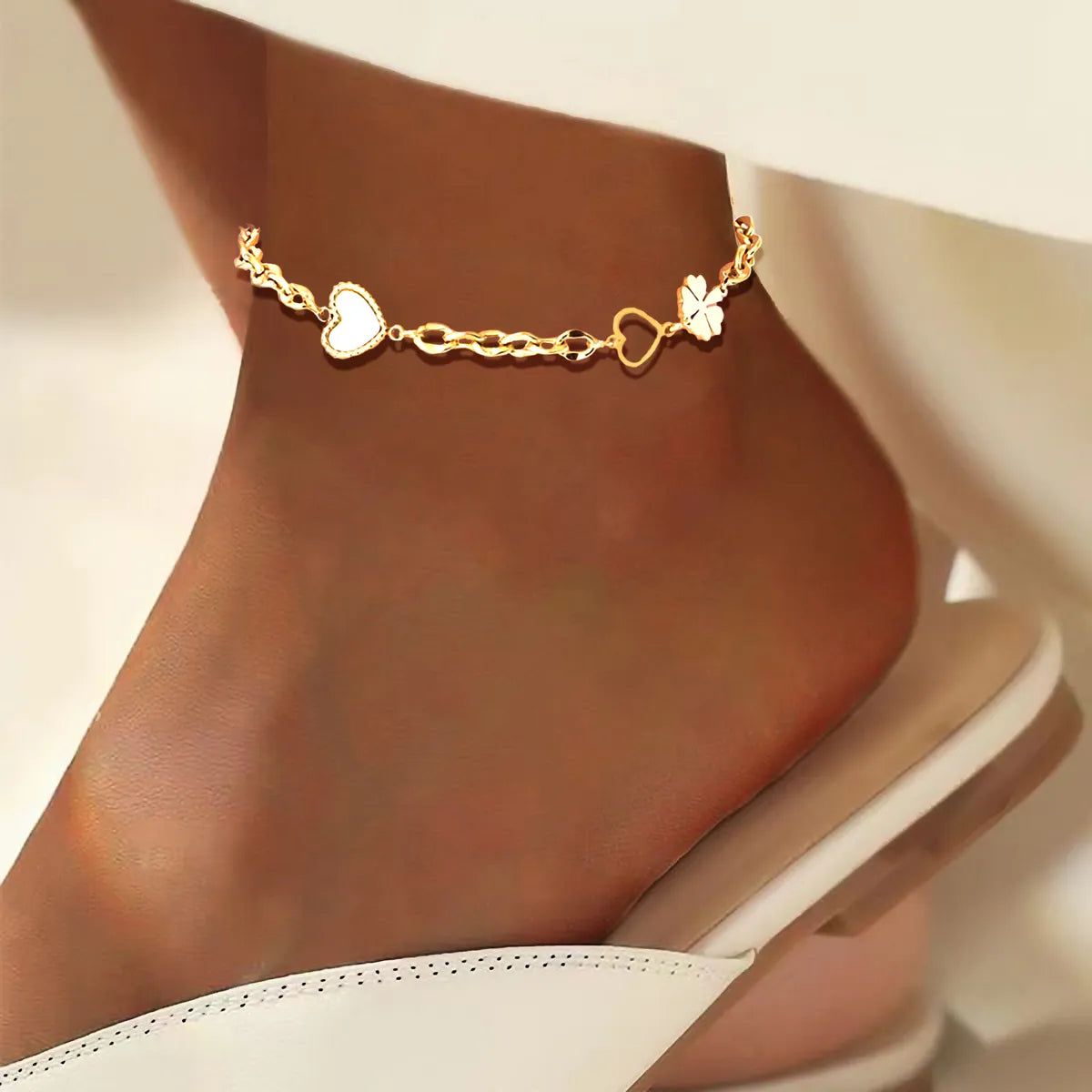 Vacation Four Leaf Clover Heart Shape Titanium Steel Plating Inlay Shell 18k Gold Plated Silver Plated Women's Anklet