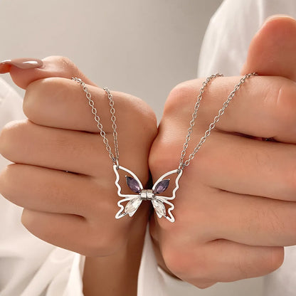 Wholesale Jewelry Vacation Modern Style Sweet Butterfly Alloy Rhinestones Inlay Pendant Necklace