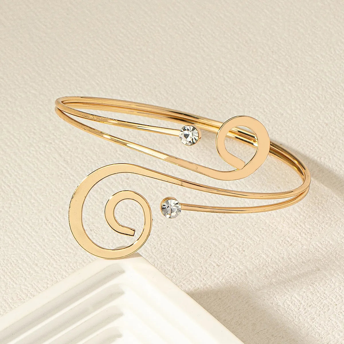 Wholesale Jewelry Vacation Simple Style Spiral Iron Rhinestones Inlay Arm Bracelet