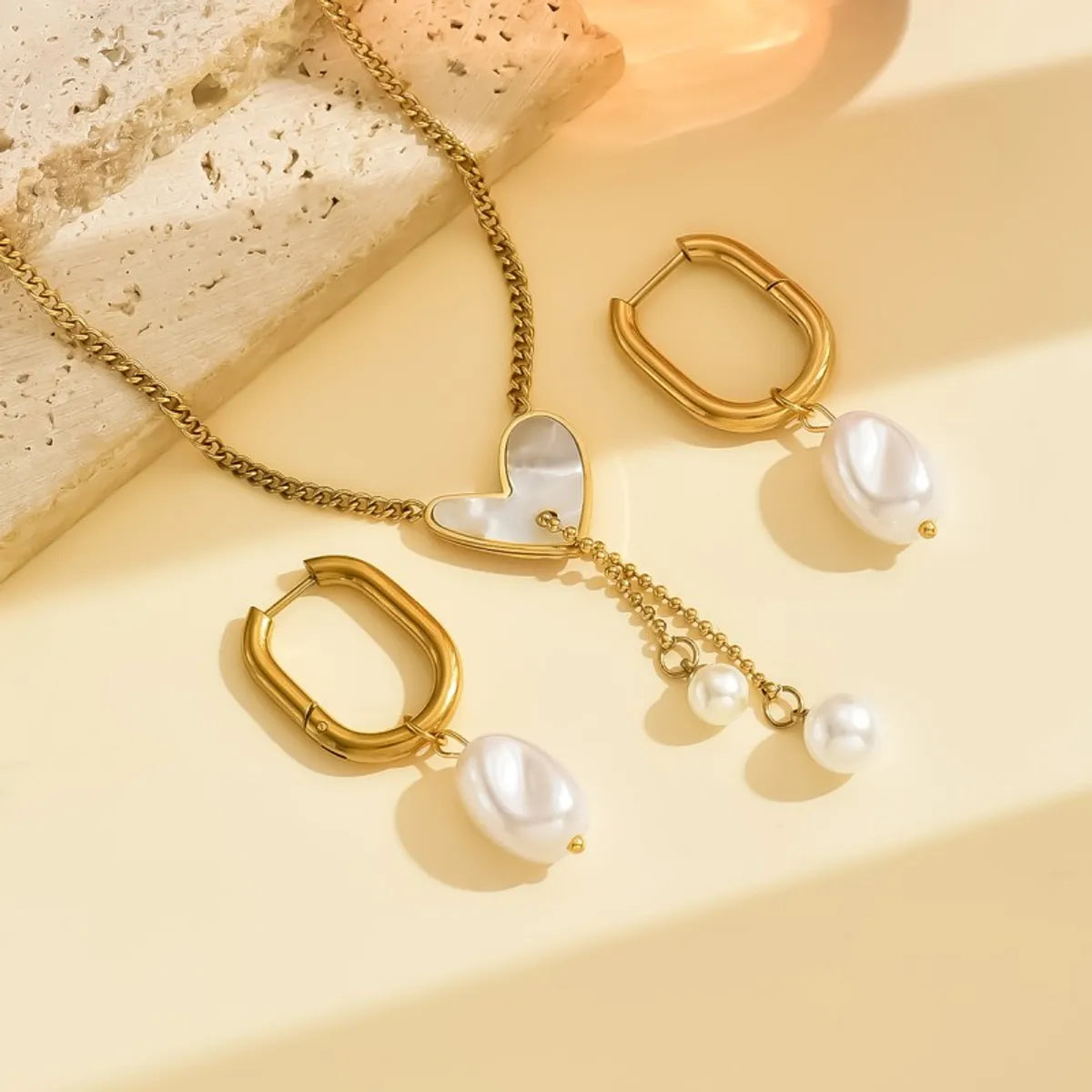 Wholesale Jewelry Vintage Style Simple Style Heart Shape 304 Stainless Steel Acrylic 18K Gold Plated Pearl Inlay Jewelry Set