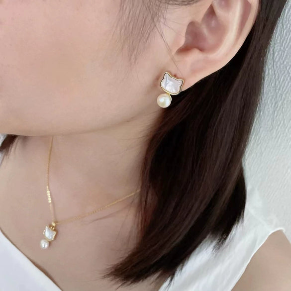 Wholesale Jewelry Women's Cute Cat Pendant Threepiece Set With Freshwater Pearls And Copper Alloy Accessories