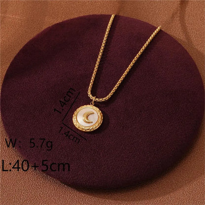 Wholesale Jewelry Y2K Basic Commute Moon Butterfly 304 Stainless Steel 18K Gold Plated Plating Pendant Necklace