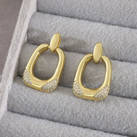 Wholesale 18K Gold Plated Geometric Copper Earrings With Triangular And Square Zircon Encrusted Ear Clips For Women