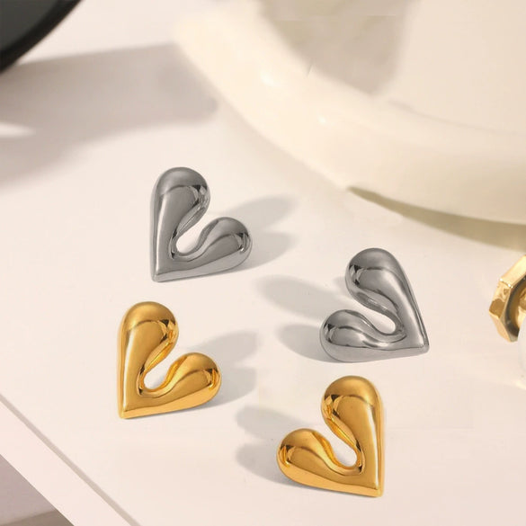 Wholesale 18K Gold Plated Stainless Steel Liquid Heart Asymmetrical Earrings For Women