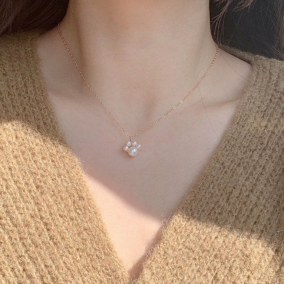 Wholesale Kitten Claw Natural Freshwater Pearl Copper 14K Gold Collarbone Necklace With Simple And Versatile Design