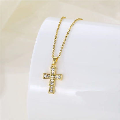 Wholesale Korean Style Christmas Tree Heart Shape Flower Stainless Steel Titanium Steel 18k Gold Plated Gold Plated Zircon Pendant Necklace