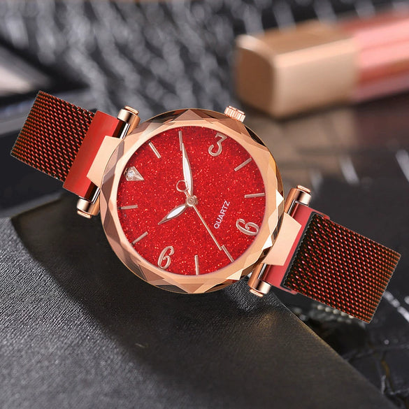 Wholesale Ladies Casual Quartz Watch With Alloy Case Fine Steel Strap And Round Dial Star Design