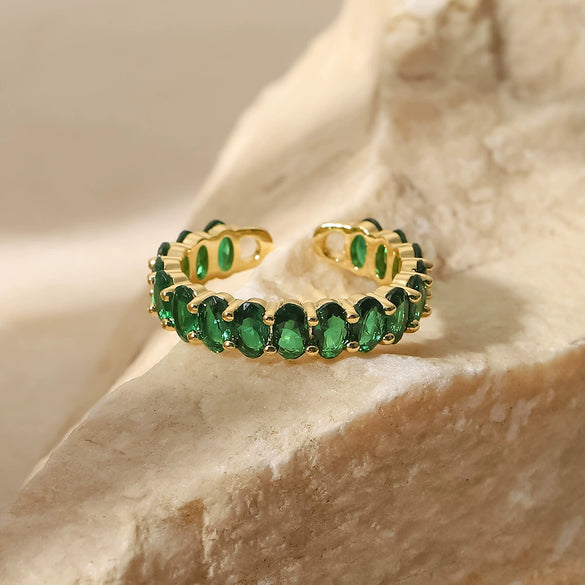 Wholesale Ladies Fashion All Match Ring In Stainless Steel With 18K Gold Plating And Inlaid Green Zircon Geometric Design