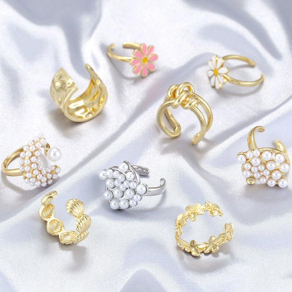 Wholesale Ladies Fashion Elegant Light Luxury Copper Ring Inlaid With Pearls Flower Geometric Design