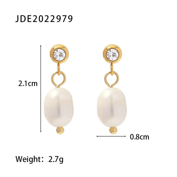 Wholesale Ladies Fashion Freshwater Pearl Earrings With Stainless Steel C Pendant And Electroplating Treatment Geometric Design