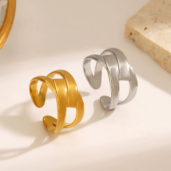 Wholesale Ladies Geometric Cross Stainless Steel Ring With Electroplating