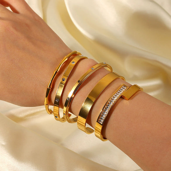 Wholesale Ladies Geometric Retro Zircon Stainless Steel Electroplated Bracelet Jewelry