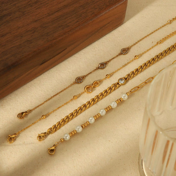 Wholesale Ladies Stainless Steel And 18K Gold Bracelet With Diamond Inlay And Delicate Style