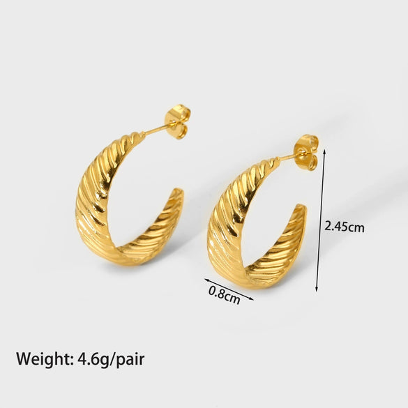 Wholesale Ladies Stainless Steel Earrings With Geometric Design And Electroplating Treatment French Retro Style