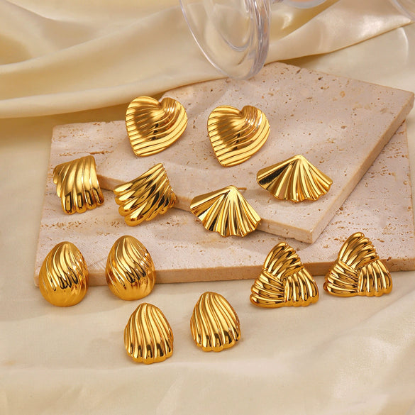 Wholesale Ladies Stainless Steel Exaggerated Retro Geometric Oval Heart Shape Electroplated Earrings