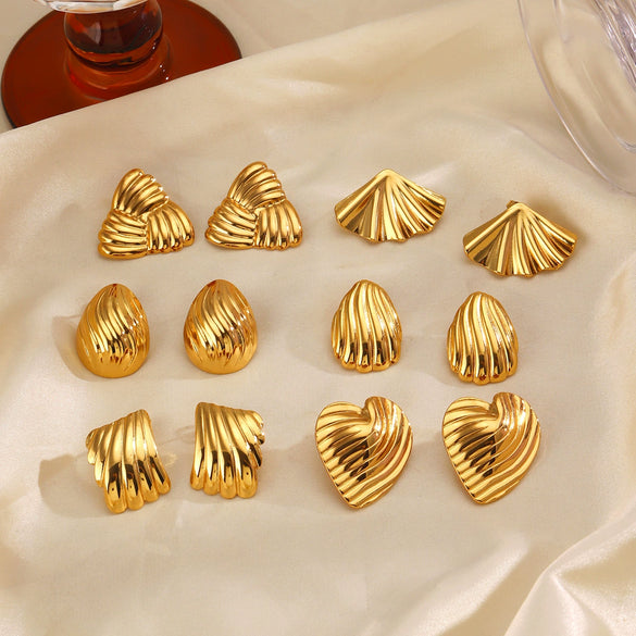 Wholesale Ladies Stainless Steel Exaggerated Retro Geometric Oval Heart Shape Electroplated Earrings