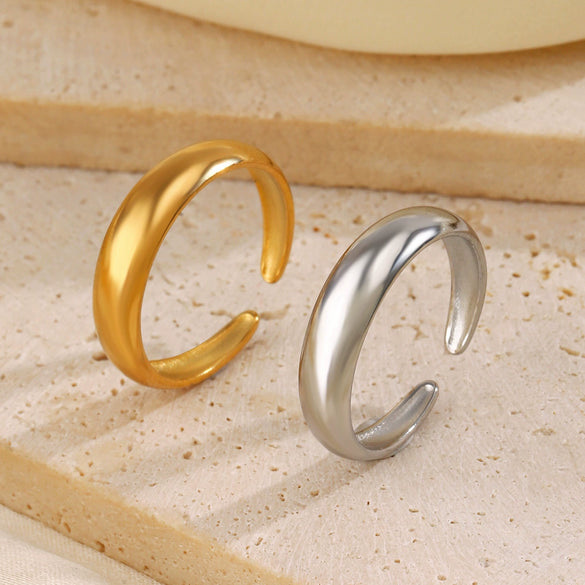 Wholesale Ladies Stainless Steel Geometric Opening Ring With Electroplating Treatment