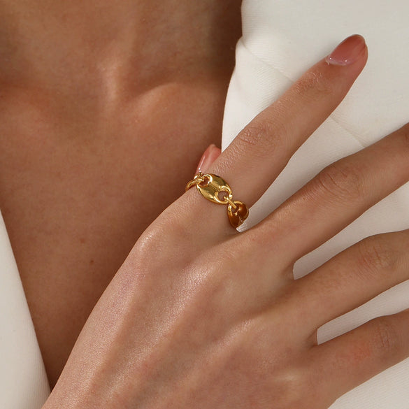 Wholesale Ladies Stainless Steel Geometric Pig Nose Ring 18K Gold Plated