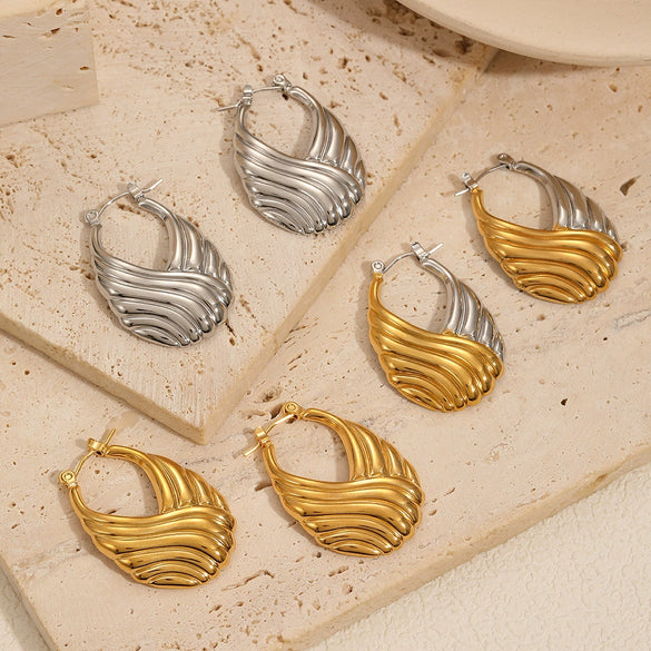 Wholesale Ladies Stainless Steel Geometric Threaded Electroplated Gold And Silver Double Color Niche Design Earrings