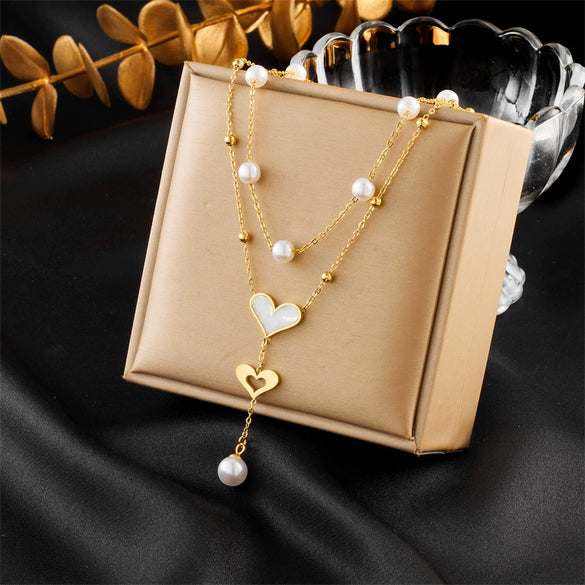 Wholesale Ladies Stainless Steel Heartshaped Pendant Necklace With Electroplating Process And Vintage Design